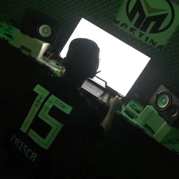 MEGA PRA ELAS JOGAR NO BAILE 002-cover