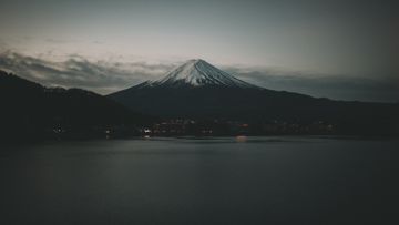 coveImg