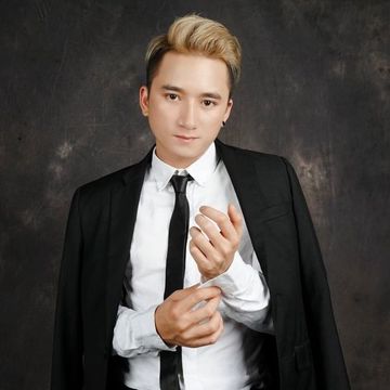 Nước Ngoài -cover