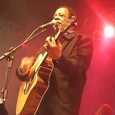 Ele vem pra te Salvar