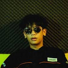 ว่าแต่ผู้สาว-cover