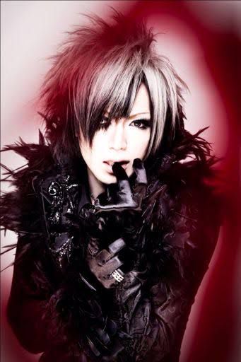 Ungu Luka Disini#Oura