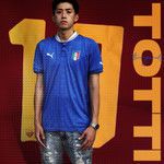 Totti-cover