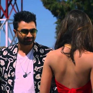 বলতে চেয়ে মনে হয় Bolte Cheye Mone-cover