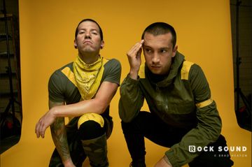coveImg