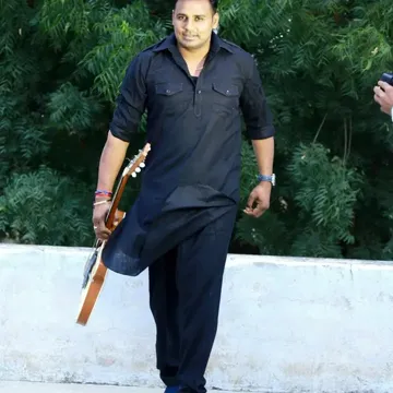 Khol Batan Meri Kurti Ke-cover
