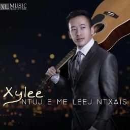 Ntuj Es Me Leej Ntxhais