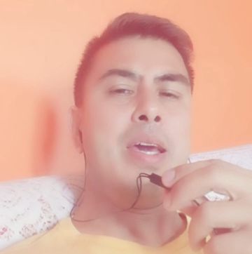 timi hasdai jaau/ तिमी हाँस्दै जाउ-cover