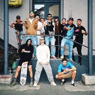 V Pytli (feat. White Russian, Nik Tendo & Karlo)-cover