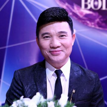 Căn Nhà Màu Tím-cover