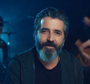 Senin Aşkınla Yaşlanıyorum -cover