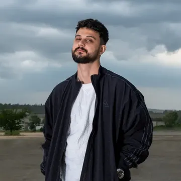 Kimsesiz Düşünceler-cover