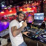 Disfruto (feat. Luda)