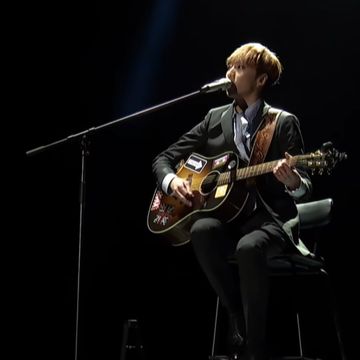 사랑Two (Live)-cover